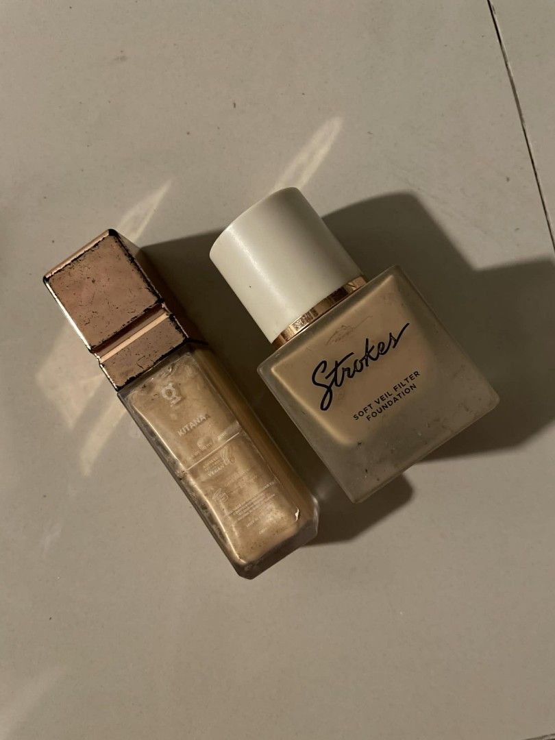 FS Strokes foundation & GRWM (Category: Makeup) located in Manila. Submitted by akirari (Listing ID 1435887404, Image 1). Description: Strokes foundation in the shade Deep 01 - need lang ng wiping yung labas kasi na stock, used it like 3 times since hinahalo ko sa ibang foundation bc di ko siya ka shade. — 350.00 GRWM illuminator in the shade Kitana - need wiping + signs of use. — 150.00.