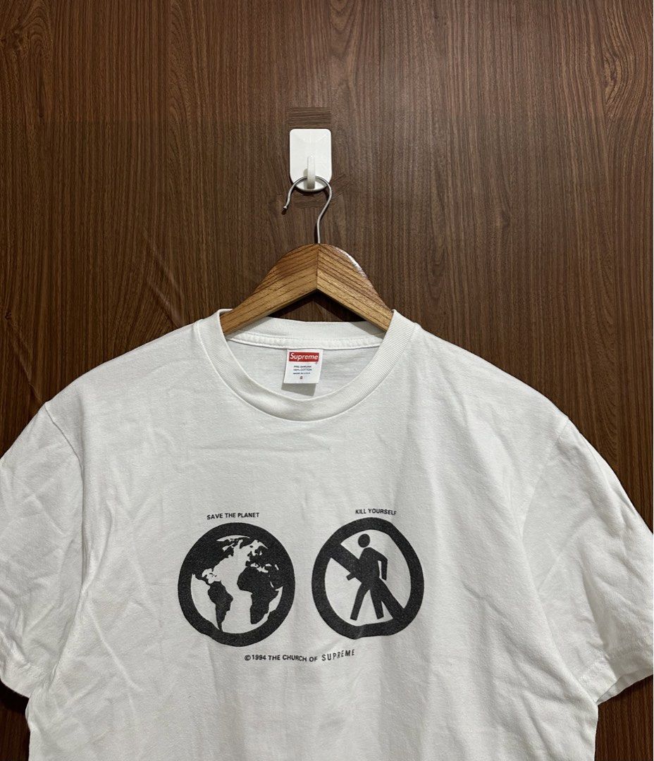 FW19 Supreme Save The Planet tee white small (19x27) (Category: Tshirts & Polo Shirts ) located in Los Banos. Submitted by streetwear.collections (Listing ID 1435718544, Image 2). Description: FW19 Supreme Save The Planet tee white small (19x27) excellent condish Php 1500 Thanks! .