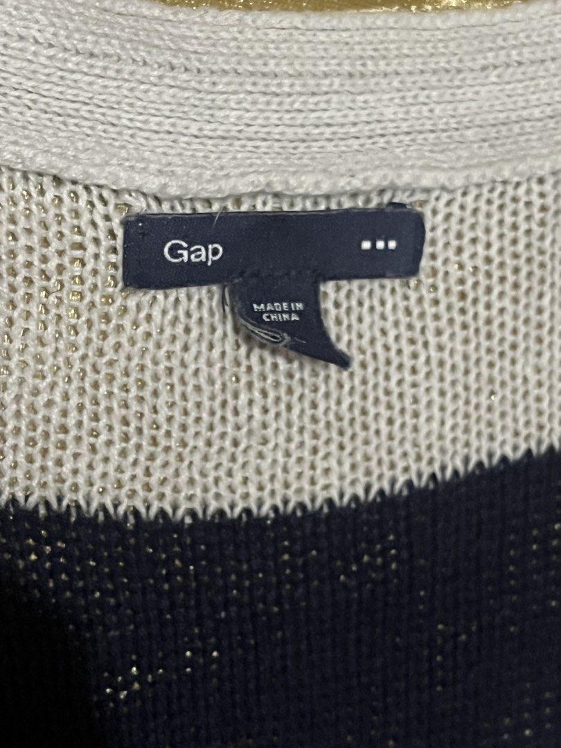 Gap striped-button down cardigan (Category: Coats, Jackets and Outerwear) located in Taguig. Submitted by lilithryft (Listing ID 1435897496, Image 2). Description: Gap striped-button down cardigan 150 only!! Large on tag • missing one button sa pinakababa.