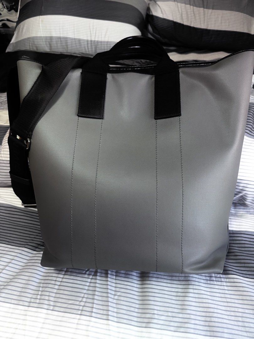 Givenchy Tote Bag with shoulder strap (Category: Luxury Bags & Wallets) located in Malabon City. Submitted by ncdavadilla (Listing ID 1435803859, Image 2). Description: Givenchy Tote Bag with shoulder strap. Bought from Shangri la plaza. With dust bag and paper bag. No issue. Authentic.