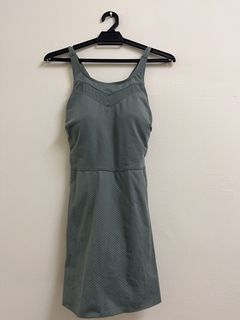 (Category: ) located in . Submitted by ellyyypreloved (Listing ID 1435866203, Image 1). Description: .