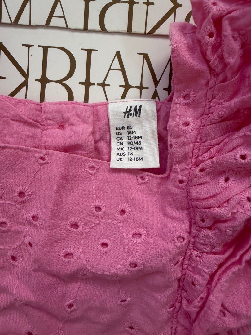 H&M pink eyelet dress (Category: Babies & Kids Fashion) located in Manila. Submitted by coolandchic (Listing ID 1435854963, Image 2). Description: 12-18.