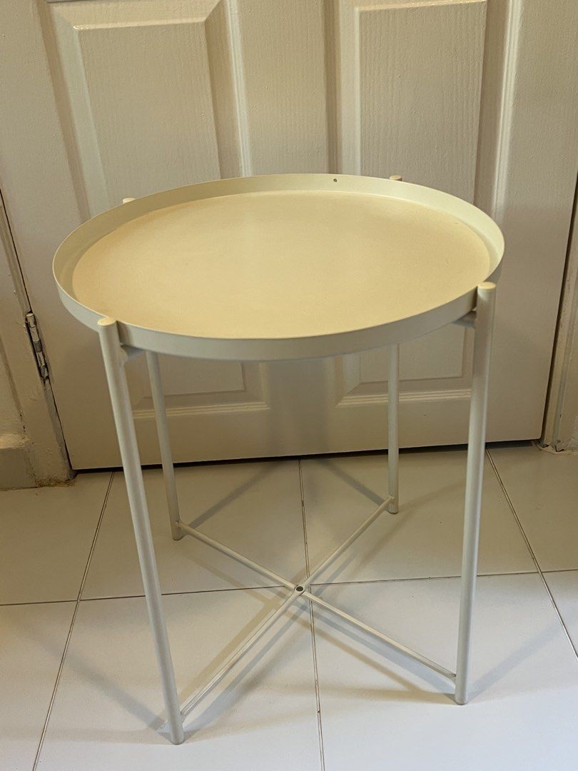 IKEA Side Table - Round Tray Table443590463330734082