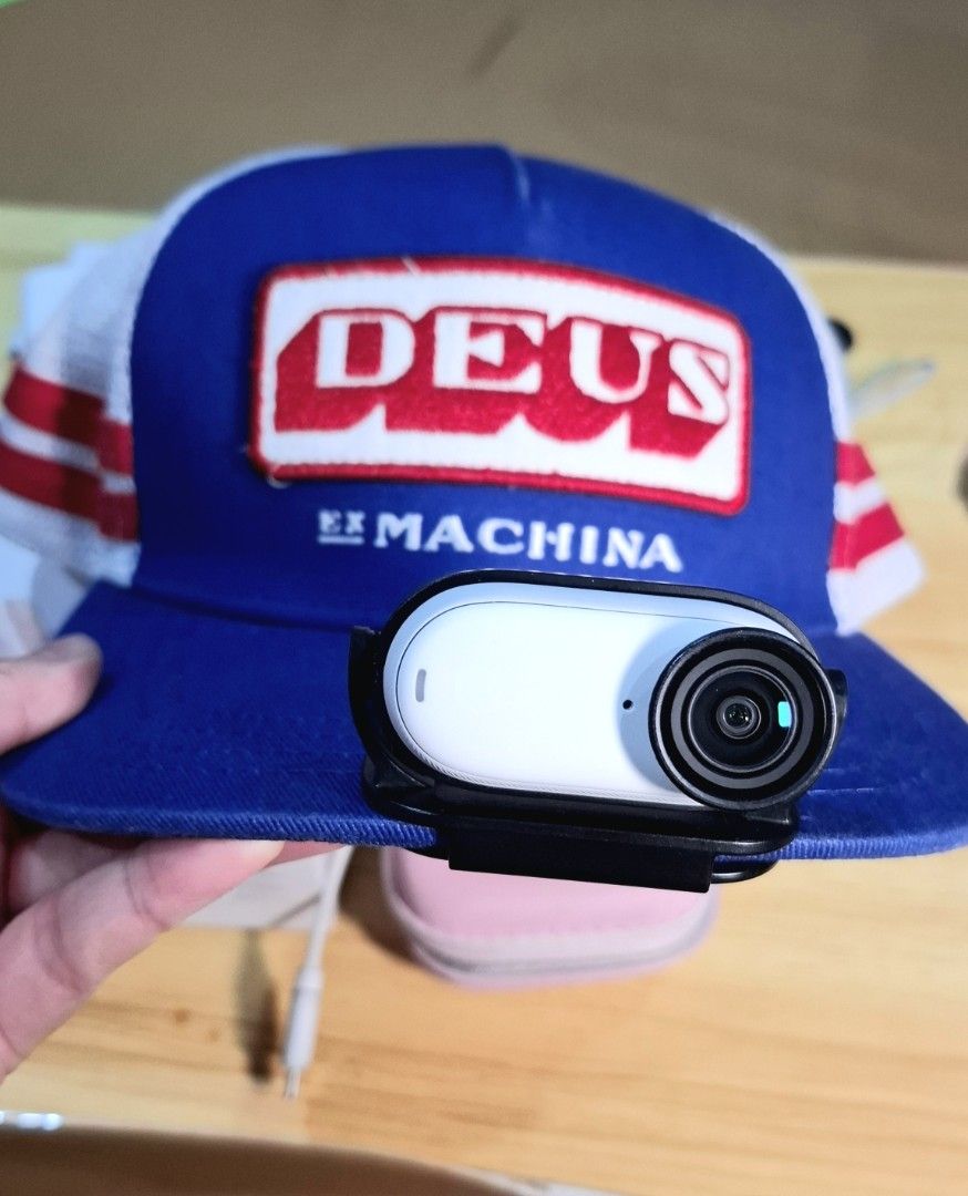 Insta360 GO 3S Action Camera 128GB (Category: Cameras) located in Manila. Submitted by fayeananda98719 (Listing ID 1435889178, Image 3). Description: 100% working, no issues 9.9/10 cosmetics, no visible scratches Used less than 5 times Bought last September 2025 with receipt All complete accessories with additional vertical mount and protective case. Also with screen protector. RFS: got busy, no longer using Test all you want. Item is located in 