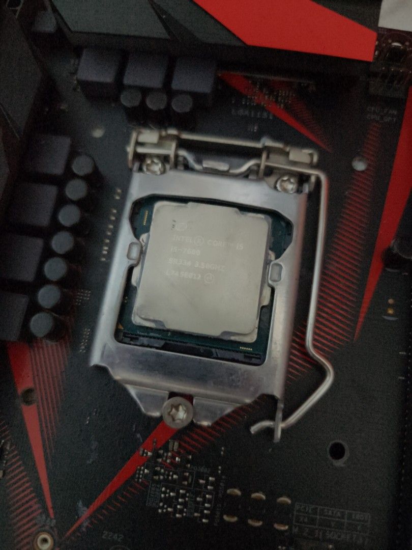Intel Core i5-7600K CPU444123316906905601