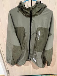 （分類：）位於 。 由 yhwilkinson 提交（商品編號 1435800881，圖片 1）。簡介： 。