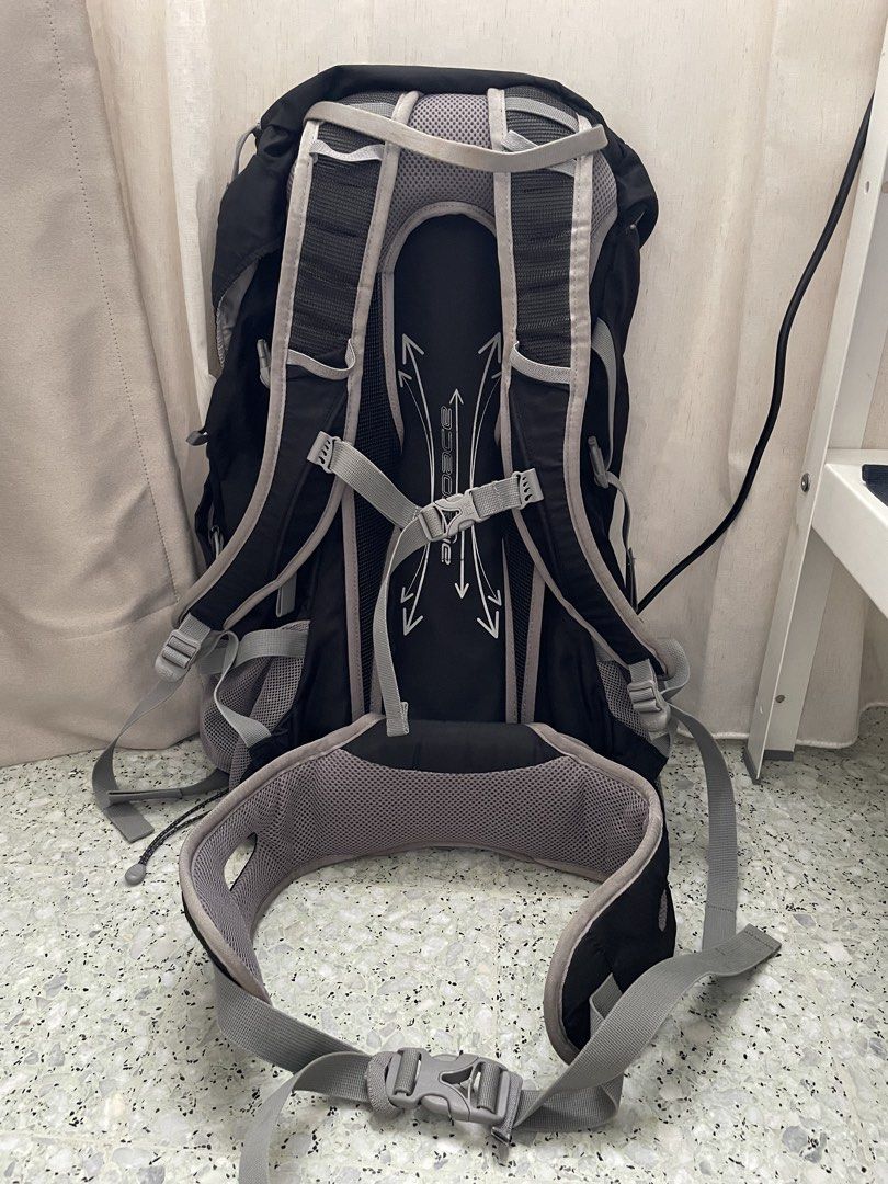 Karrimor Backpack (Category: Backpacks) located in Kuala Lumpur. Submitted by brightcloud_c11310 (Listing ID 1435886421, Image 2). Description: - Karrimor backpack ideal for outdoor use, 40L+5 (refer to photo) - Main compartment with drawstring closure. - Top compartment (outer) - Side pocket with zipper. (Slight hidden) - 2 Side pocket for bottle, umbrellas and etc - Padded back for comfort. - Bottom compartment for shoes - Adjustable straps. - 