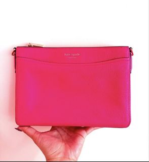 (Category: ) located in . Submitted by Brandedpreloved (Listing ID 1435848688, Image 1). Description: .