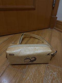 （分類：）位於 。 由 glazedonut93435 提交（商品編號 1435871157，圖片 1）。簡介： 。