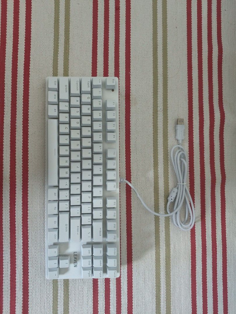 Leaven White Mechanical Keyboard443775809917429760