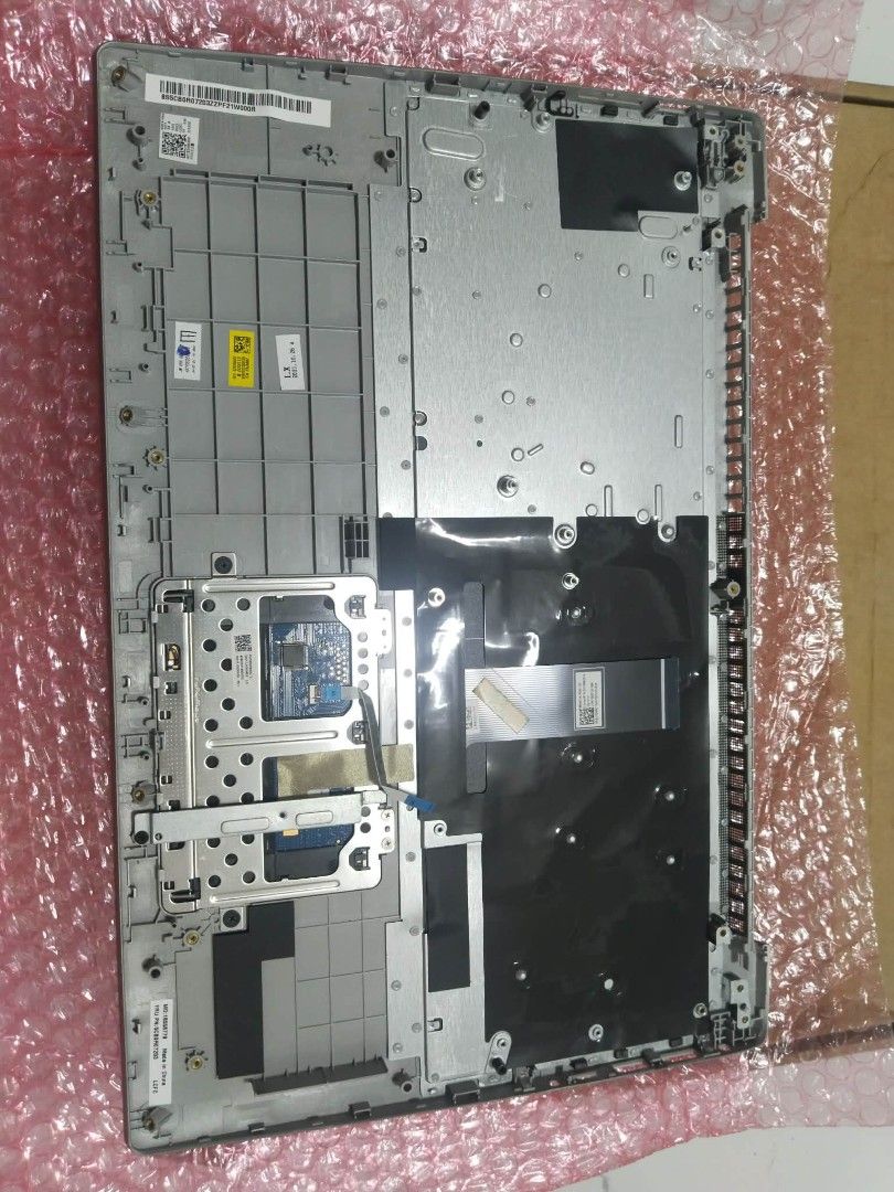 Lenovo keyboard 330s-15IKb (Category: Laptops & Notebooks) located in Legazpi City. Submitted by brightcloud_f4d94f (Listing ID 1435798688, Image 2). Description: .