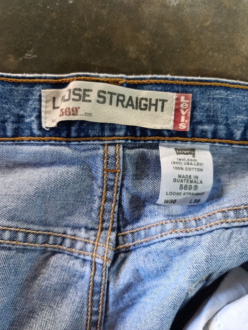 Levi's 569 loose straight Jeans (Category: Jeans) located in Caloocan City. Submitted by kuroneko_4 (Listing ID 1435724102, Image 3). Description: - Levi's 550 jeans - Relaxed fit - Light blue wash - Classic Levi's patch - Button and zipper closure - Straight leg design - Perfect for everyday wear.