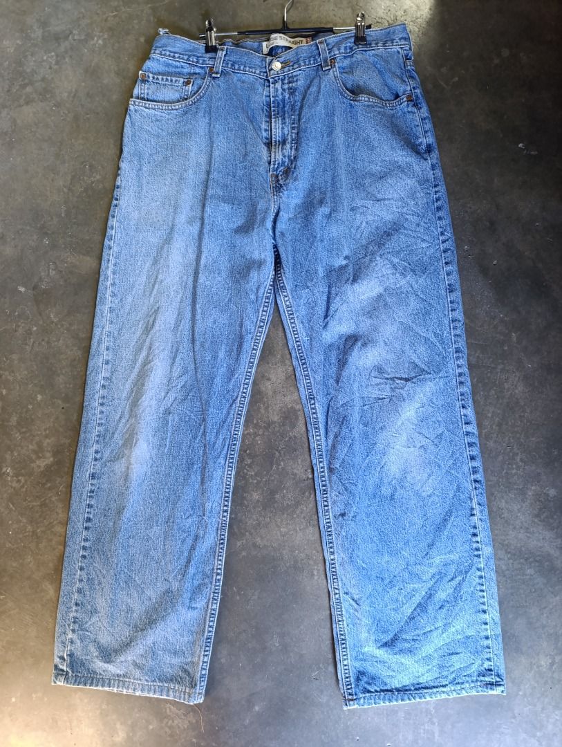 Levi's 569 loose straight Jeans (Category: Jeans) located in Caloocan City. Submitted by kuroneko_4 (Listing ID 1435724102, Image 1). Description: - Levi's 550 jeans - Relaxed fit - Light blue wash - Classic Levi's patch - Button and zipper closure - Straight leg design - Perfect for everyday wear.