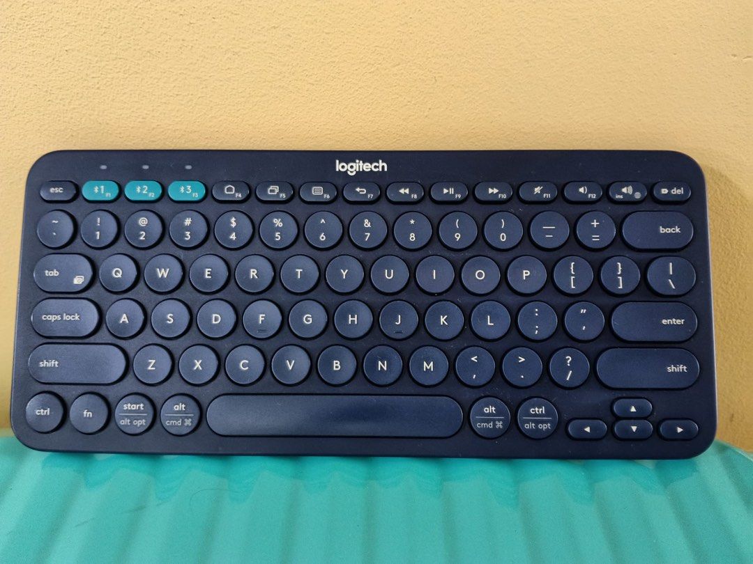 Logitech K380 Bluetooth Keyboard - Navy Blue443795173824286720