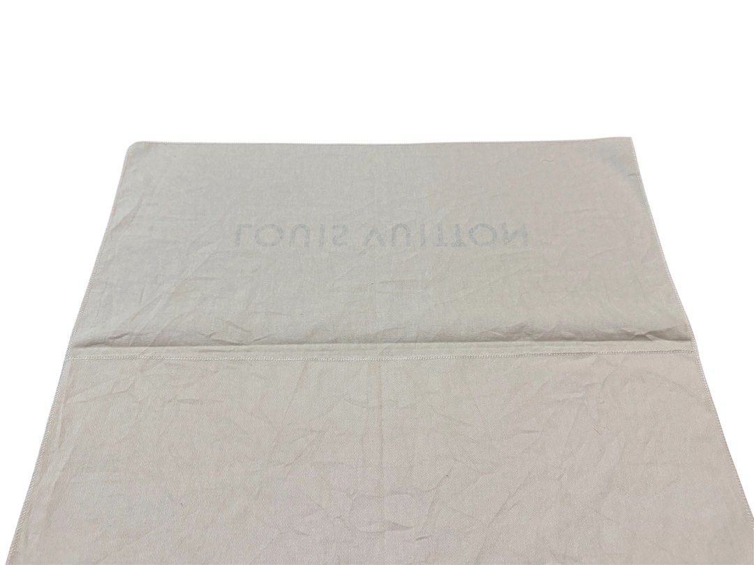 Louis Vuitton Dust Bag (Category: Luxury Bags & Wallets) located in Lingayen. Submitted by lux_thrift (Listing ID 1435826660, Image 2). Description: location pangasinan approximately 57 x 34.5 cm no flaws.