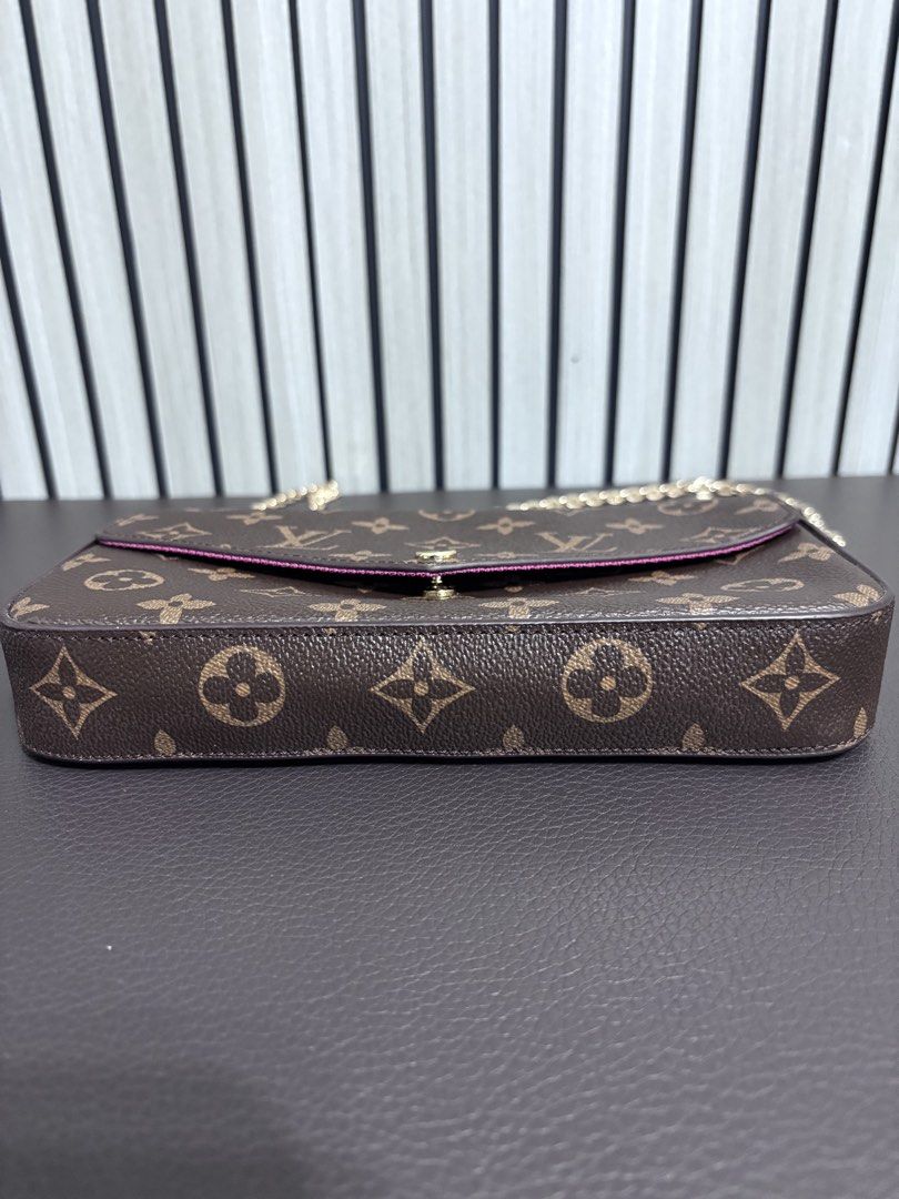 lV Pochette Felicie (Category: Luxury Bags & Wallets) located in Butuan. Submitted by johntams2000 (Listing ID 1435848145, Image 3). Description: .