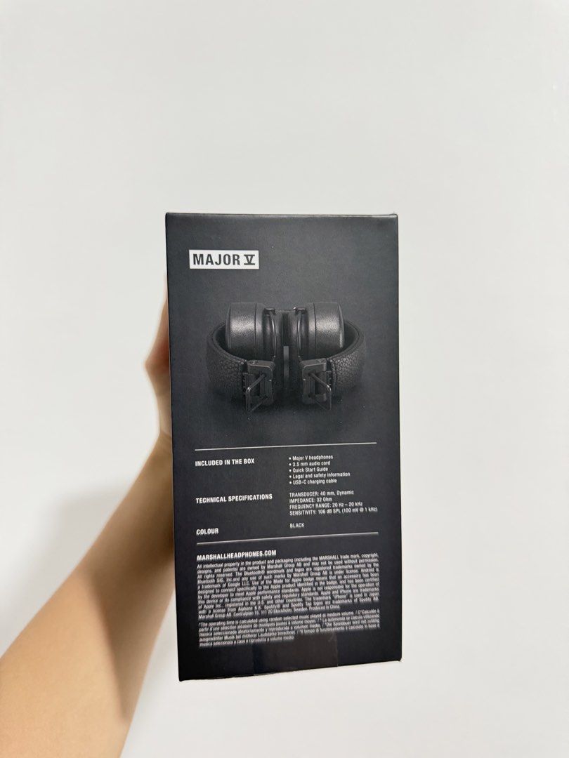 Marshall Major V (Category: Headphones & Headsets) located in Rizal. Submitted by e____declutter (Listing ID 1435741675, Image 2). Description: Marshall Major V Never been used - tried once if working Good condition Stored in the box since pagkabili RFS: di nagagamit (may earphones kasi) .