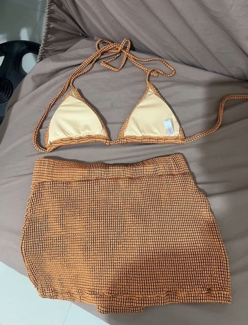 Medium - Eighth Mermaid | EighthMermaid Tully (Category: Toilet Training) located in Caloocan City. Submitted by threegirlscloset2 (Listing ID 1435708930, Image 3). Description: Size: Medium Brand new Negotiable .