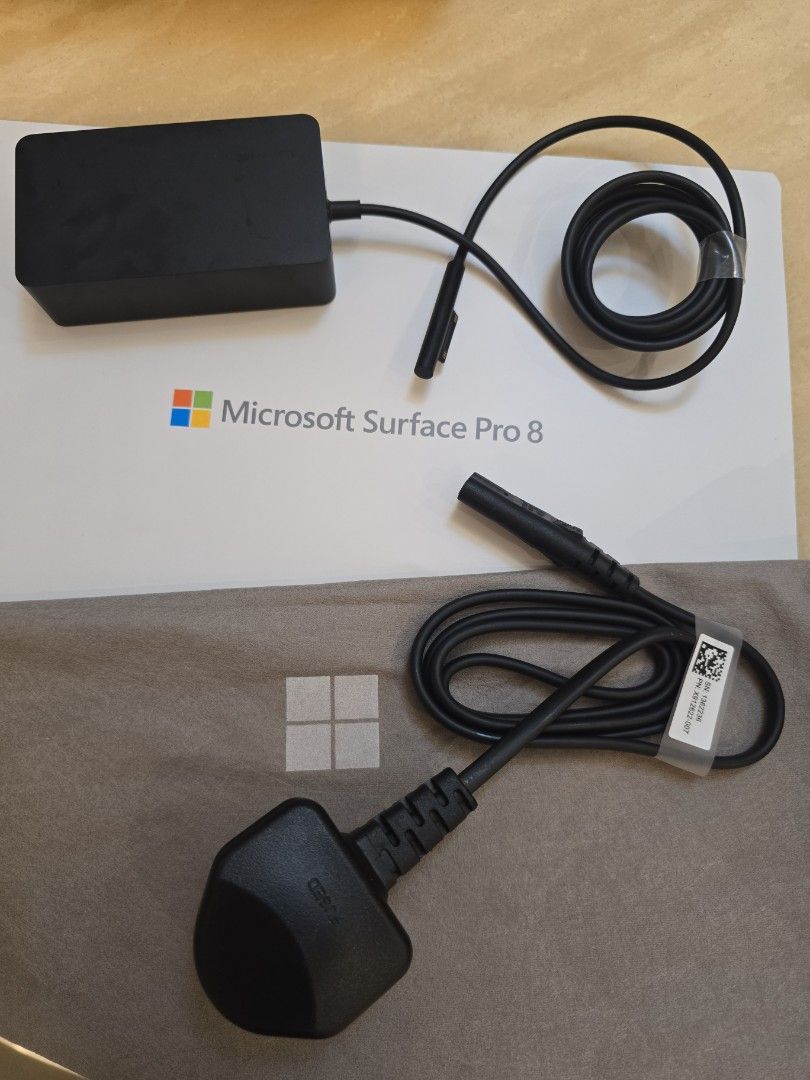Microsoft Surface Pro 8 Charger443779326872791040