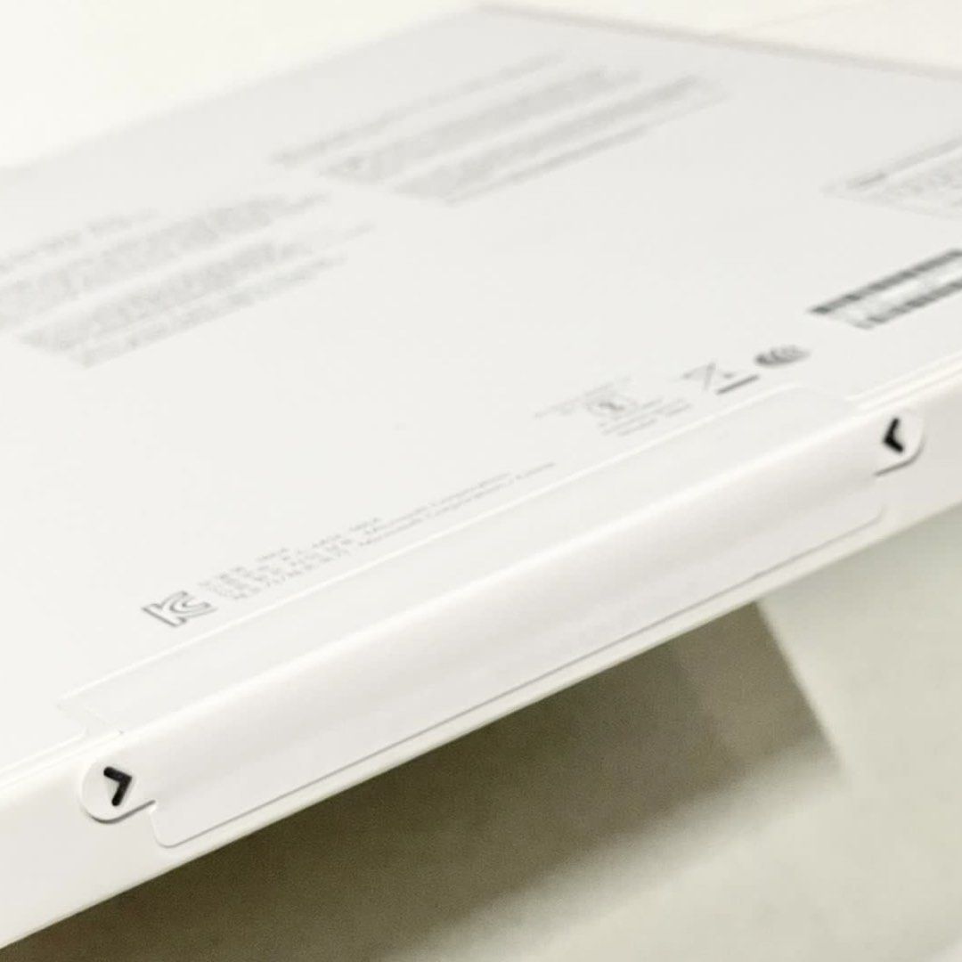 Microsoft Surface Pro Keyboard with Pen Storage443904873255424004
