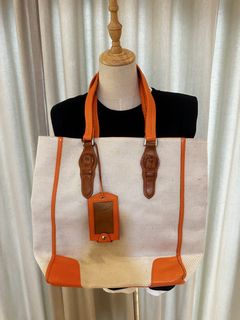 (Category: ) located in . Submitted by bazaar23 (Listing ID 1435766386, Image 1). Description: .