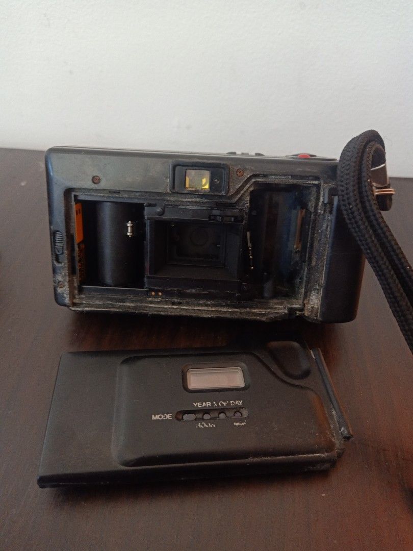 Minolta AF Dual Lens Quartz Date Camera (Category: Cameras) located in Las Pinas. Submitted by the_recycle_shop (Listing ID 1435775523, Image 2). Description: Defective broken back closure Selling as is buy at your own risk .