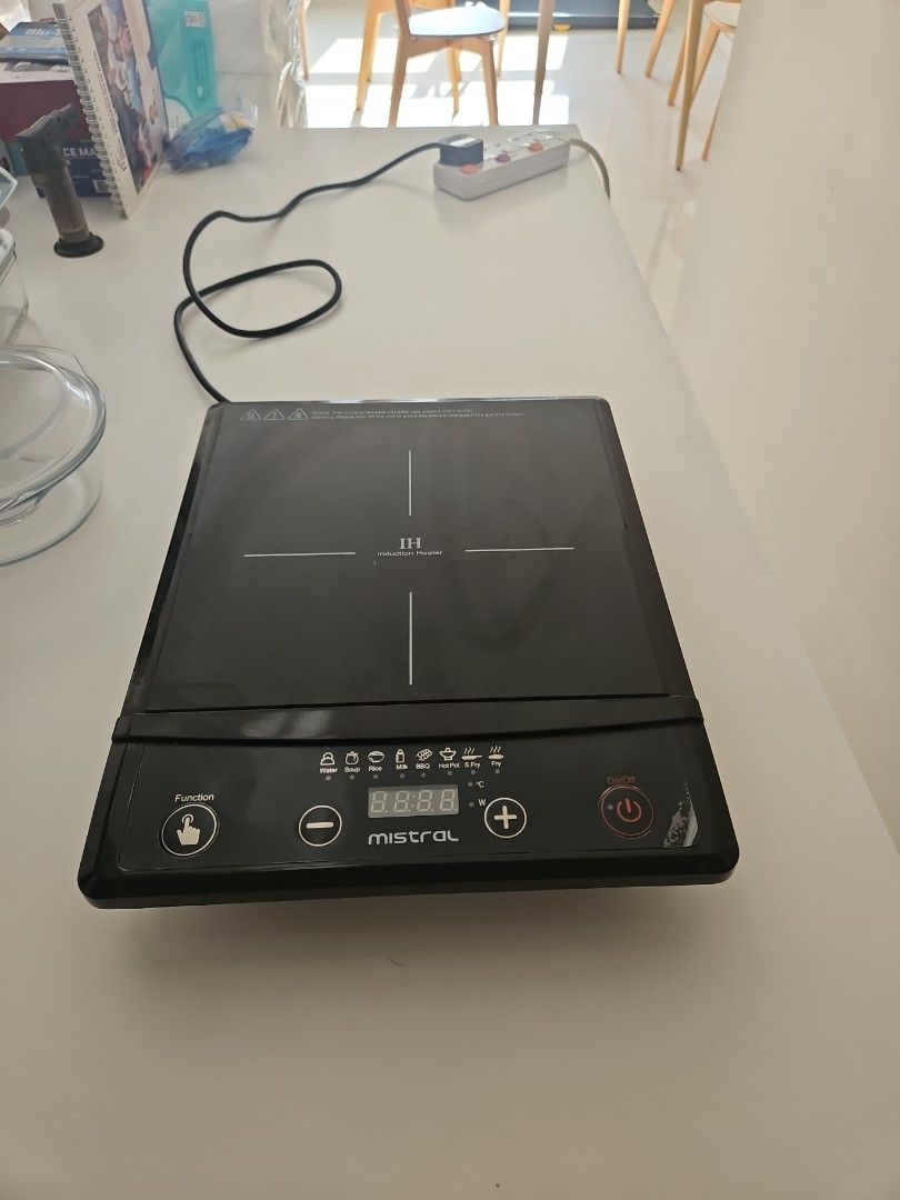 MISTRAL Induction Cooker443727425989529601