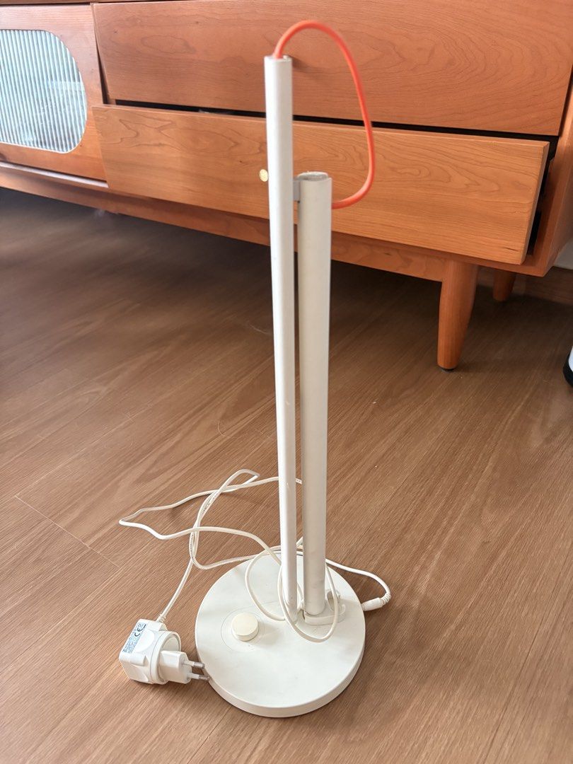Modern White Table Lamp