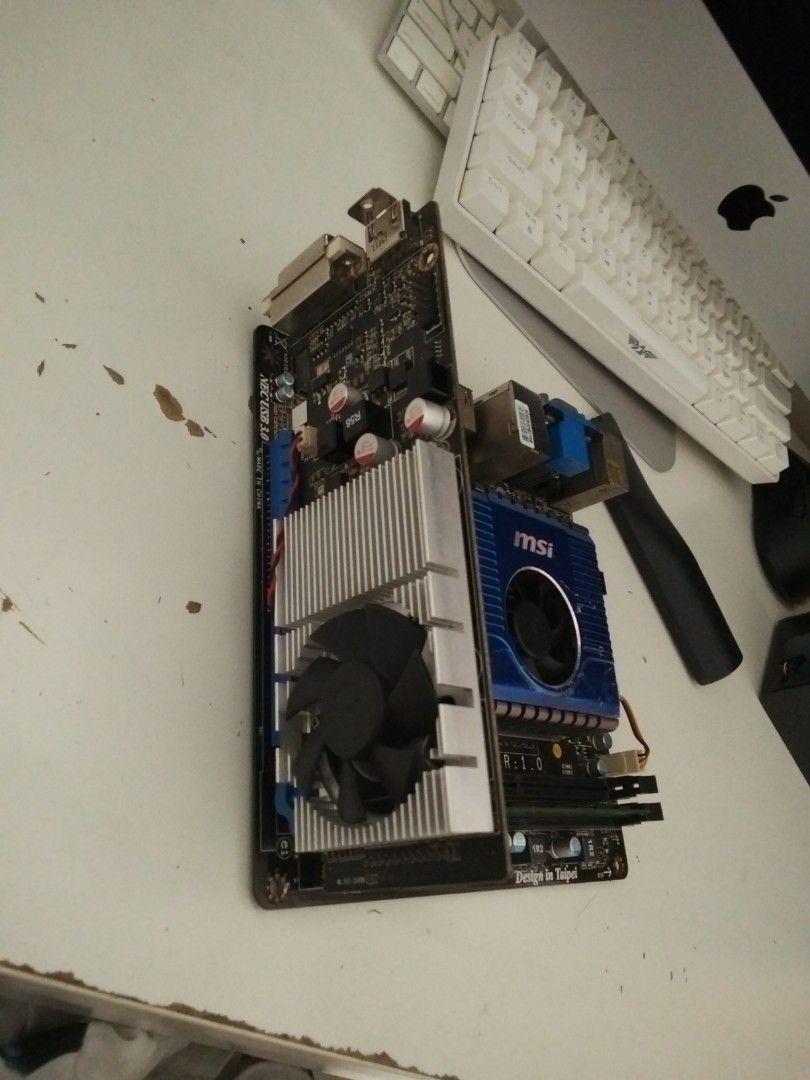 MSI 690 Motherboard combo443779331445248001