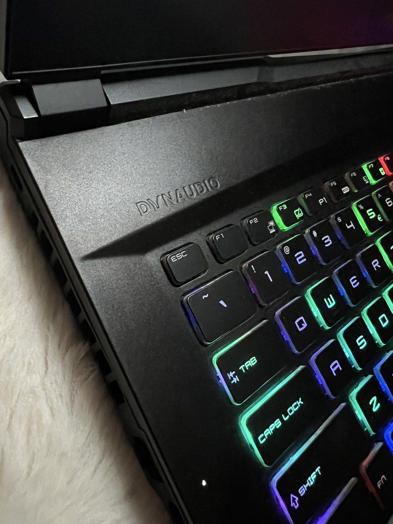MSI Gaming Laptop - Steelseries Keyboard443995788589803523