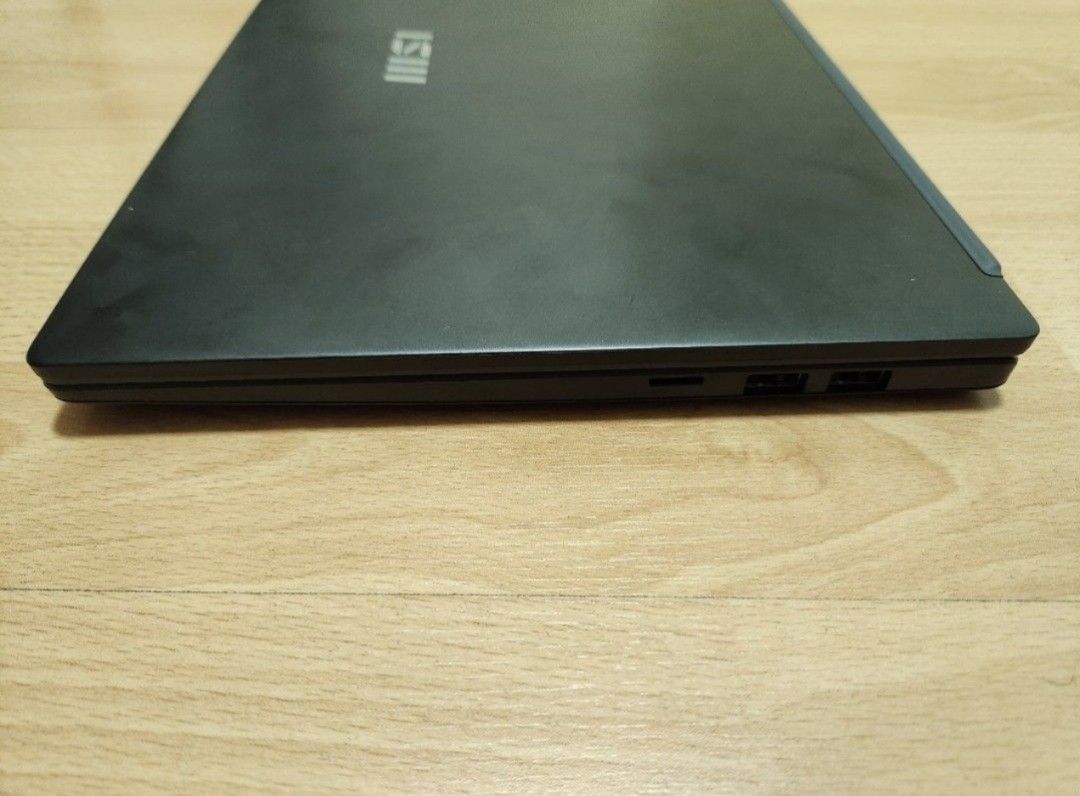 MSI Modern 14 Laptop - Black443995780799549442