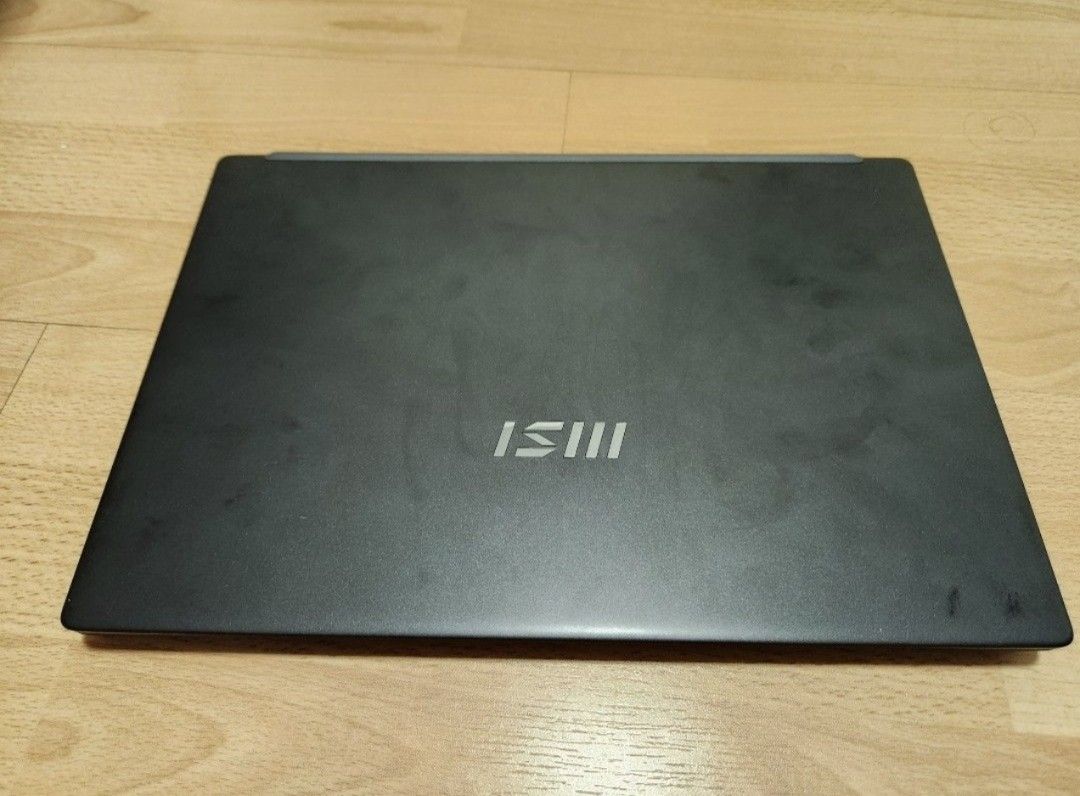 MSI Modern 14 Laptop - Black443995780799549440