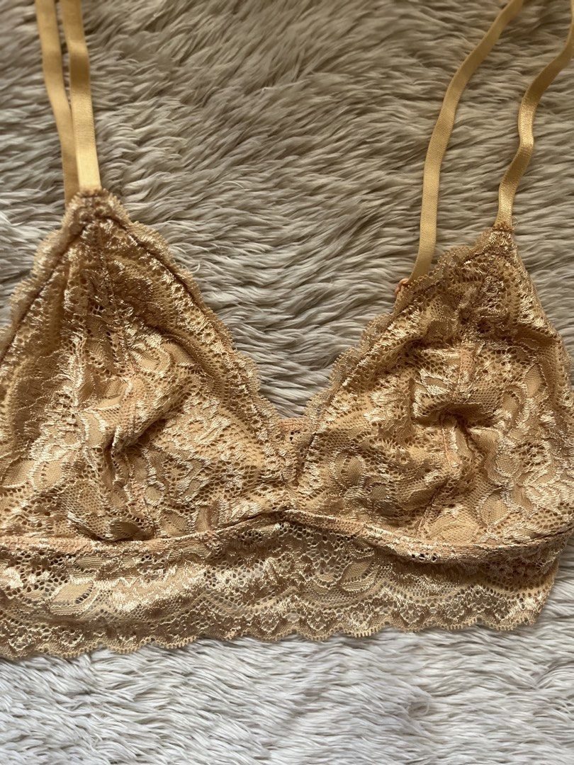 NA-KD Basic Floral Lace Bra (Category: Undergarments & Loungewear) located in Cebu City. Submitted by styleoptions (Listing ID 1435725601, Image 2). Description: - NA-KD Basic Floral Lace Bra - Color: Buff Beige - Size: S - Design: Floral lace - Features: Adjustable straps - Condition: New with tag - Origin: Made in China - Perfect for everyday wear or special occasions. -Slightly Negotiable.