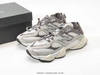 (Category: ) located in . Submitted by outlet_sneakers_shop (Listing ID 1435718710, Image 1). Description: .