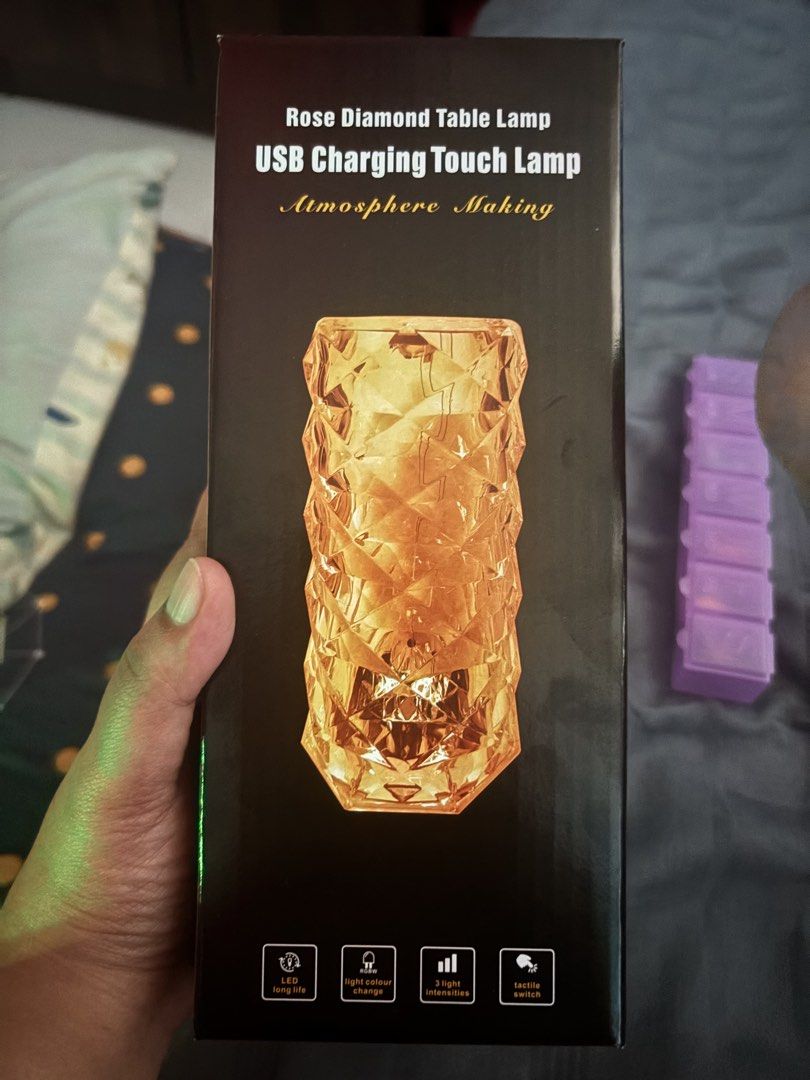 Night lights443813752220559363