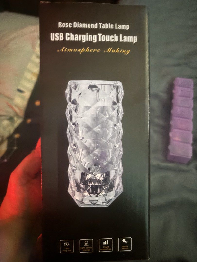 Night lights443813752220559362