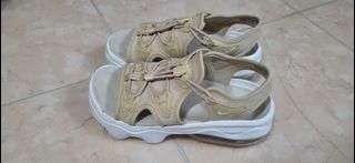 （分類：）位於 。 由 mcwong1106 提交（商品編號 1435800826，圖片 1）。簡介： 。