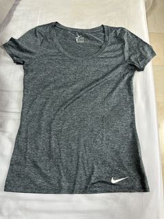 (Category: ) located in . Submitted by wardrobelover (Listing ID 1435813054, Image 1). Description: .