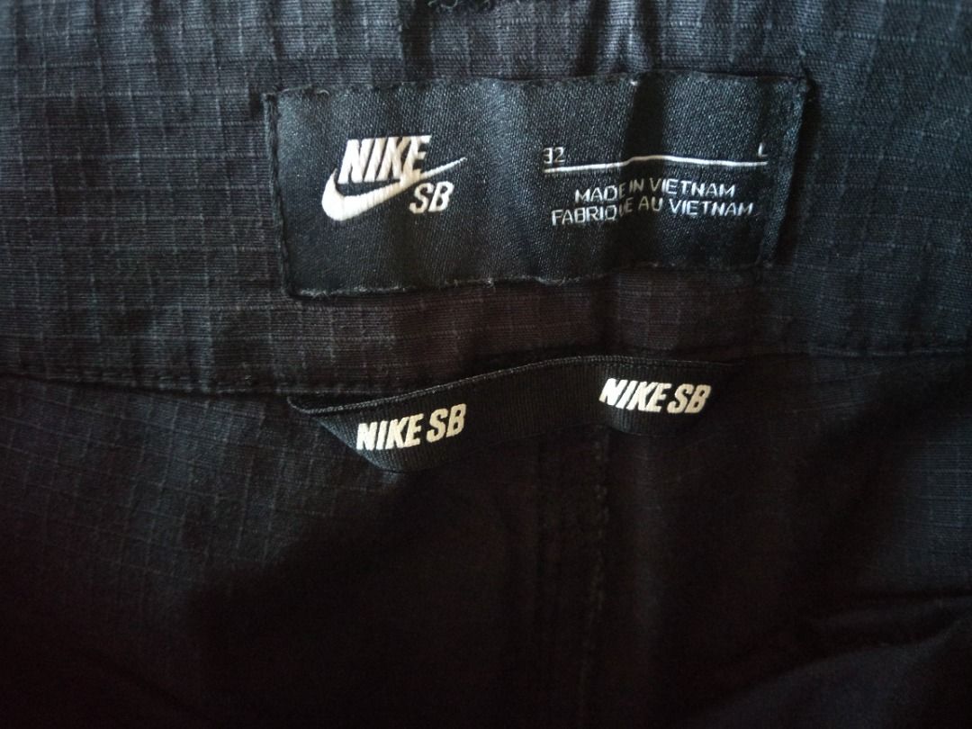 Nike SB Blue Ripstop Cargo Pant 32 actual (Category: Trousers) located in Pasay City. Submitted by denimdude.ph (Listing ID 1435772542, Image 3). Description: .
