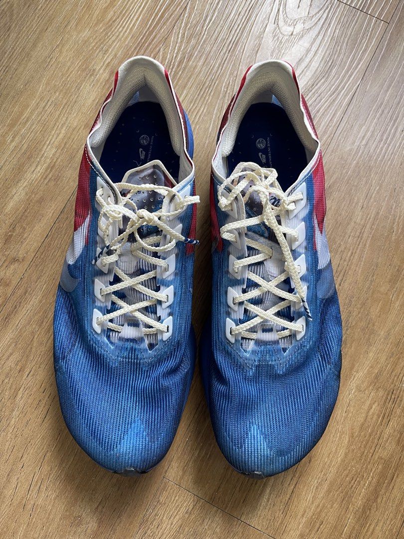 Nike Vaporfly 4 International (Category: Sneakers) located in Quezon City. Submitted by litol_bee (Listing ID 1435774078, Image 2). Description: Nike Vaporfly 4 - International Carbon plated, best for 5km and 10km Size 10US mens 28cm Mileage: 16km! used thrice only! With minor scratch on sole No more box RFS: not a fit his feet. 🥲 SRP: 13,995 bought on Nike App Selling price 10k.