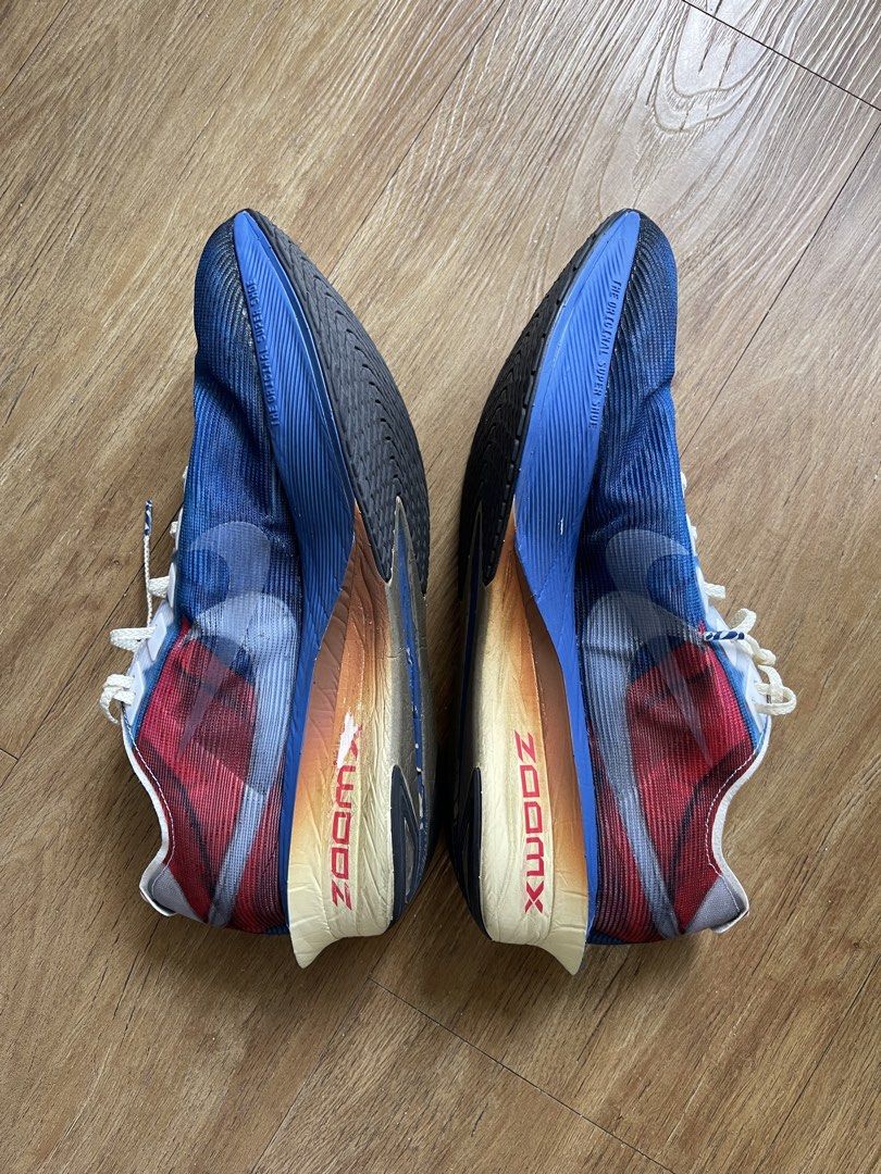 Nike Vaporfly 4 International (Category: Sneakers) located in Quezon City. Submitted by litol_bee (Listing ID 1435774078, Image 3). Description: Nike Vaporfly 4 - International Carbon plated, best for 5km and 10km Size 10US mens 28cm Mileage: 16km! used thrice only! With minor scratch on sole No more box RFS: not a fit his feet. 🥲 SRP: 13,995 bought on Nike App Selling price 10k.
