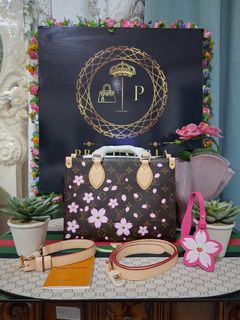 (Category: ) located in . Submitted by preluxuria_online_shop (Listing ID 1435718414, Image 1). Description: .