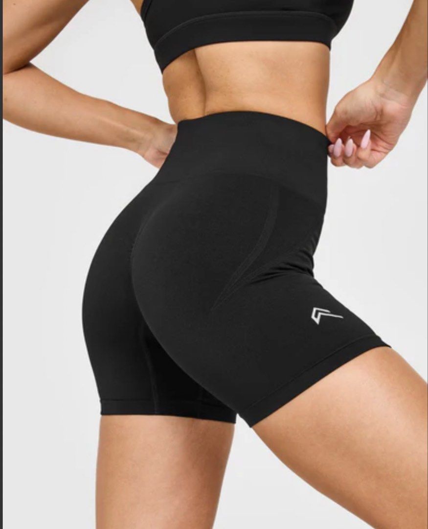 ONER ACTIVE Effortless Seamless Shorts - Black (Category: Activewear) located in Quezon City. Submitted by d.choice (Listing ID 1435902694, Image 1). Description: - ONER ACTIVE Effortless Seamless Shorts - Color: Black - Size: M - High-waisted and snatched to the godssss - Seamless construction for a smooth fit - Ideal for workouts and casual wear Rfs: got fat, di napansin cause i have many black shorts.