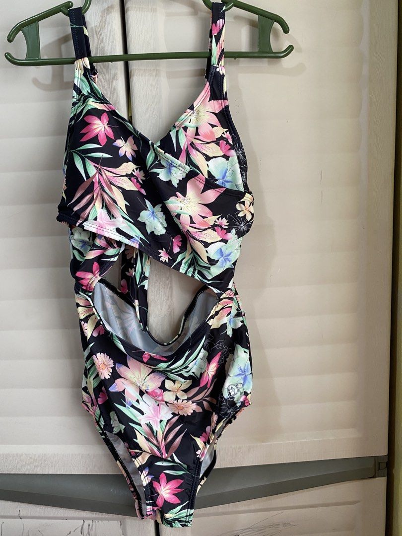 OP Floral Cutout Swimsuit (Category: Bikinis & Swimsuits) located in Makati City. Submitted by beaa24 (Listing ID 1435806661, Image 1). Description: Used twice only Bought in Boracay.