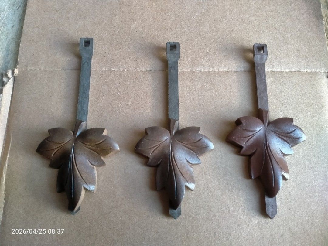 Original clock parts - Pendulum for cuckoo clock - 6 inches (Category: Clocks) located in Manila. Submitted by cde.manila (Listing ID 1435714997, Image 1). Description: Pendulum for cuckoo clock 6 inches length Plastic material Original clock parts Brand new 700 pesos each Pick up Balut Tondo Manila Or ship via LBC nationwide, add 100 sf tags: vintage clock antique clock mechanical clock keywind clock howard miller seth thomas hermle mantel clock
