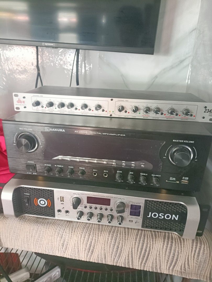 Original Joson Digital Professional Amplifier (Category: Soundbars, Speakers & Amplifiers) located in San Pedro. Submitted by kanor1234 (Listing ID 1435741748, Image 2). Description: - Joson amplifier with digital display. - Multiple input options. - Echo, delay, bass, and treble controls. - Front panel with microphone inputs and USB port. - Power switch and volume control. 1 month pa lang nagamit..d pwede sa bahay sobrang lakas..nagagalit mga ka