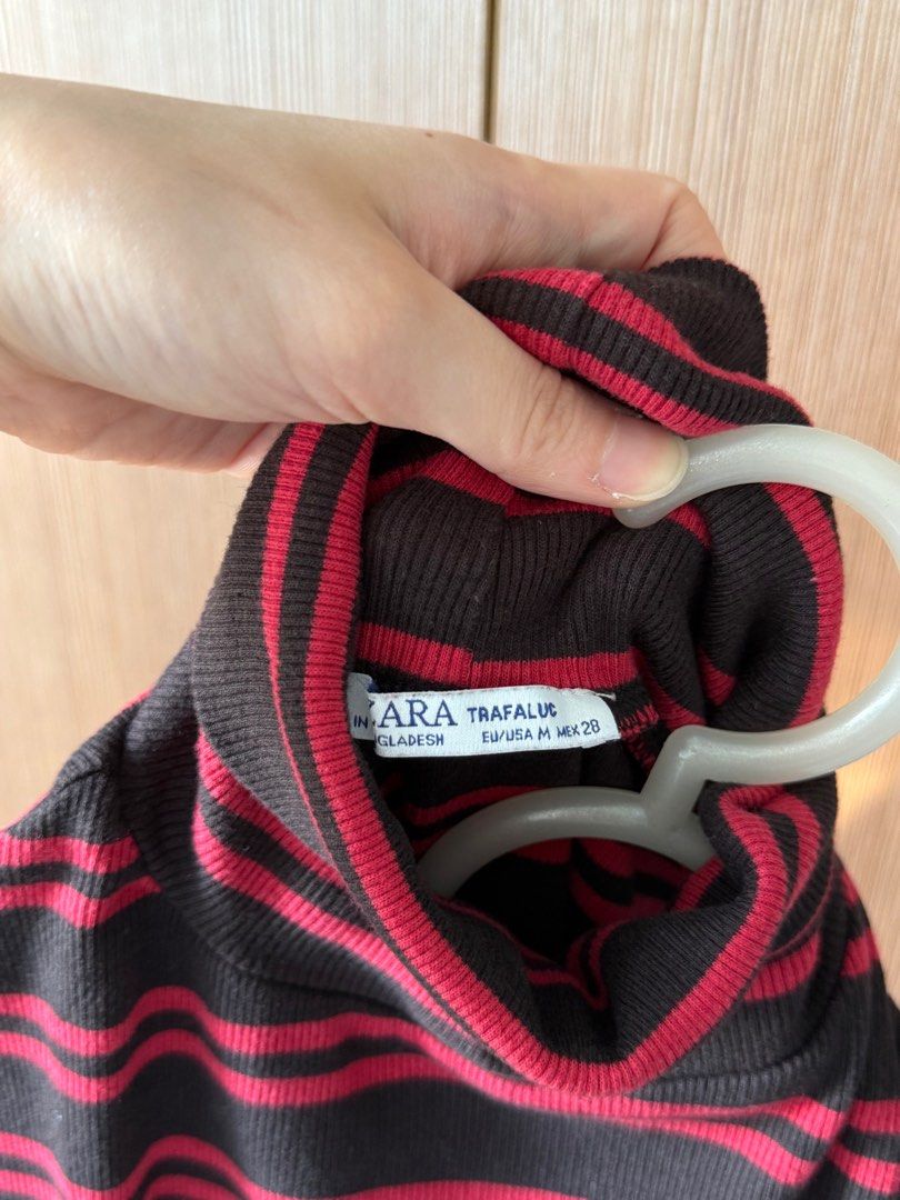 [Original] Zara Stripes Sleeveless - Size M (Category: Sleeveless) located in Manila. Submitted by ruthbeer_ (Listing ID 1435754748, Image 3). Description: .