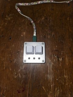 (Category: ) located in . Submitted by declutterseller (Listing ID 1435838109, Image 1). Description: .