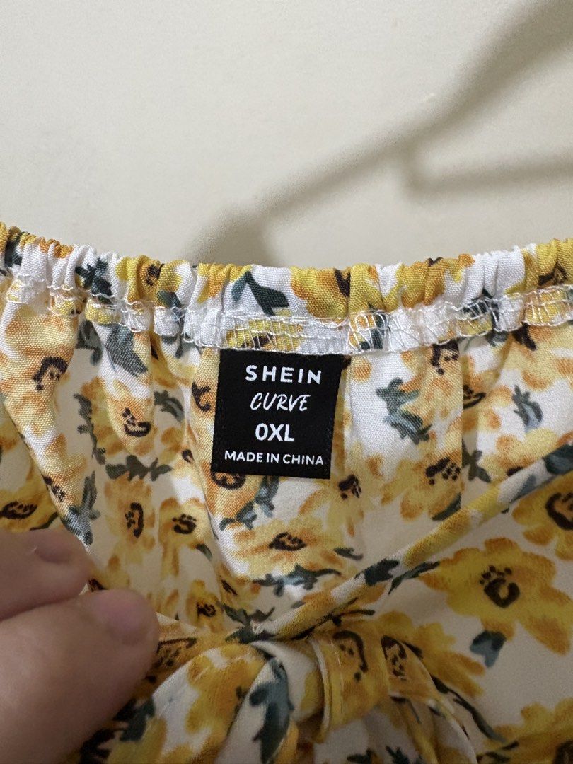 Plus size shein flower yellow dress (Category: Dresses) located in Taguig. Submitted by _glamistbyrish (Listing ID 1435724650, Image 2). Description: Plus size shein flower yellow dress Size: plus size 0xl Never been used .