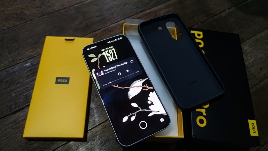 Poco x8 pro 12 + 512 (Category: Xiaomi) located in Navotas City. Submitted by reycruz1964 (Listing ID 1435863951, Image 2). Description: - Poco X8 Pro - 12GB RAM - 512GB Storage - Includes original box and accessories 100 W charger with cable - High-performance phone rfs extra phone 21 k price 23 k sa mall.